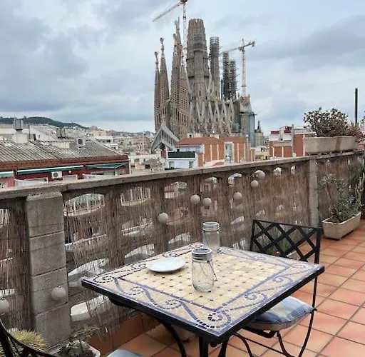 Sagrada Familia Apartment Barcelona